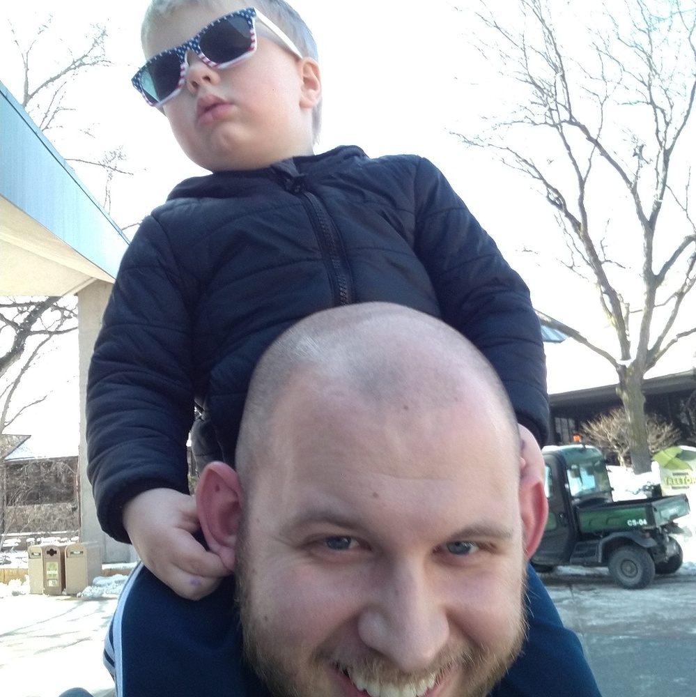 Meet your Posher, Sam